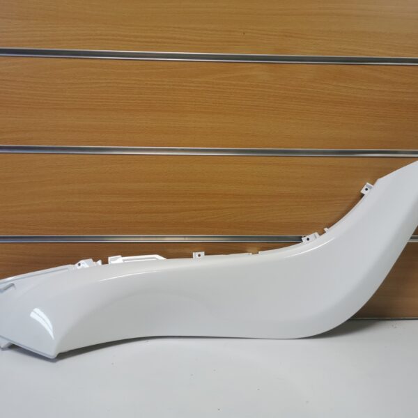 couvre chassis gauche piaggio x10